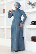 Festliches Kleid mit Glitzerstoff